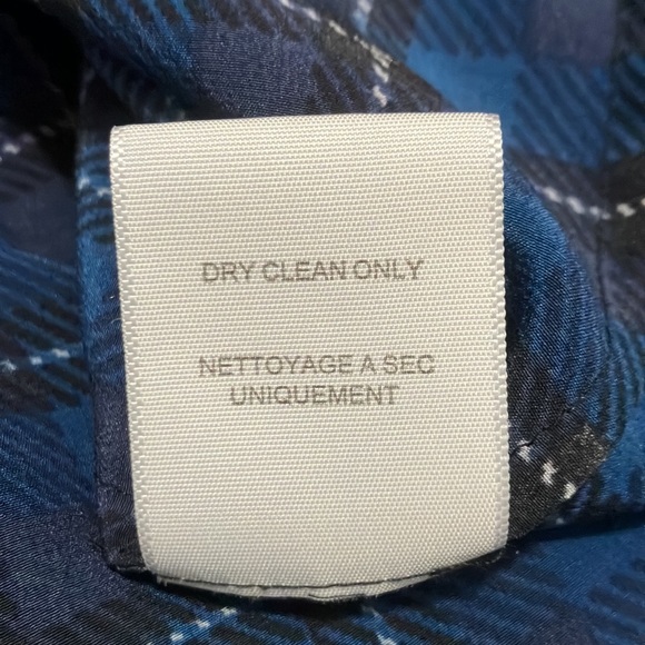 Joie Silk Button Down Patterned Blouse Size XXS - Picture 6 of 6